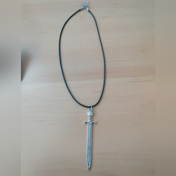 🆕 Handmade Cat head Sword Necklace and Earrings Set - Picture 4 of 7